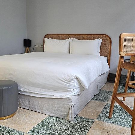 璿 旅 Syuan Hotel Tainan Esterno foto