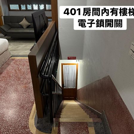 璿 旅 Syuan Hotel Tainan Esterno foto