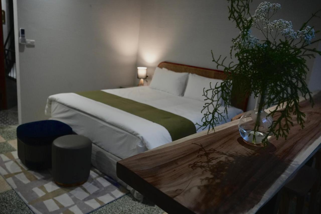 璿 旅 Syuan Hotel Tainan Esterno foto