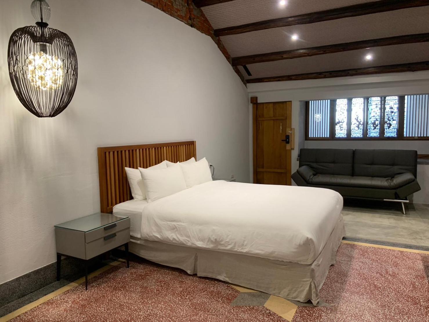 璿 旅 Syuan Hotel Tainan Esterno foto