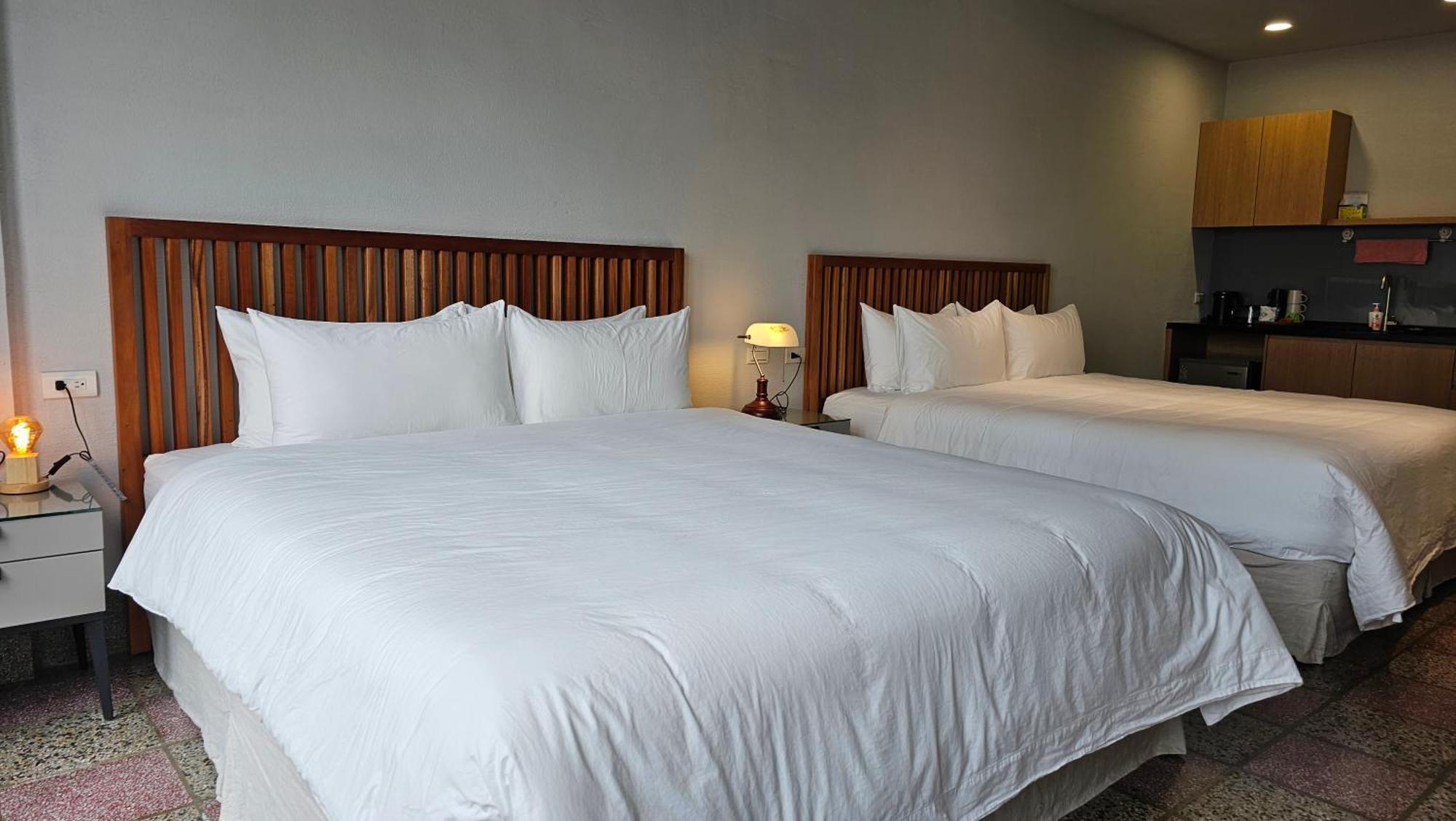 璿 旅 Syuan Hotel Tainan Esterno foto