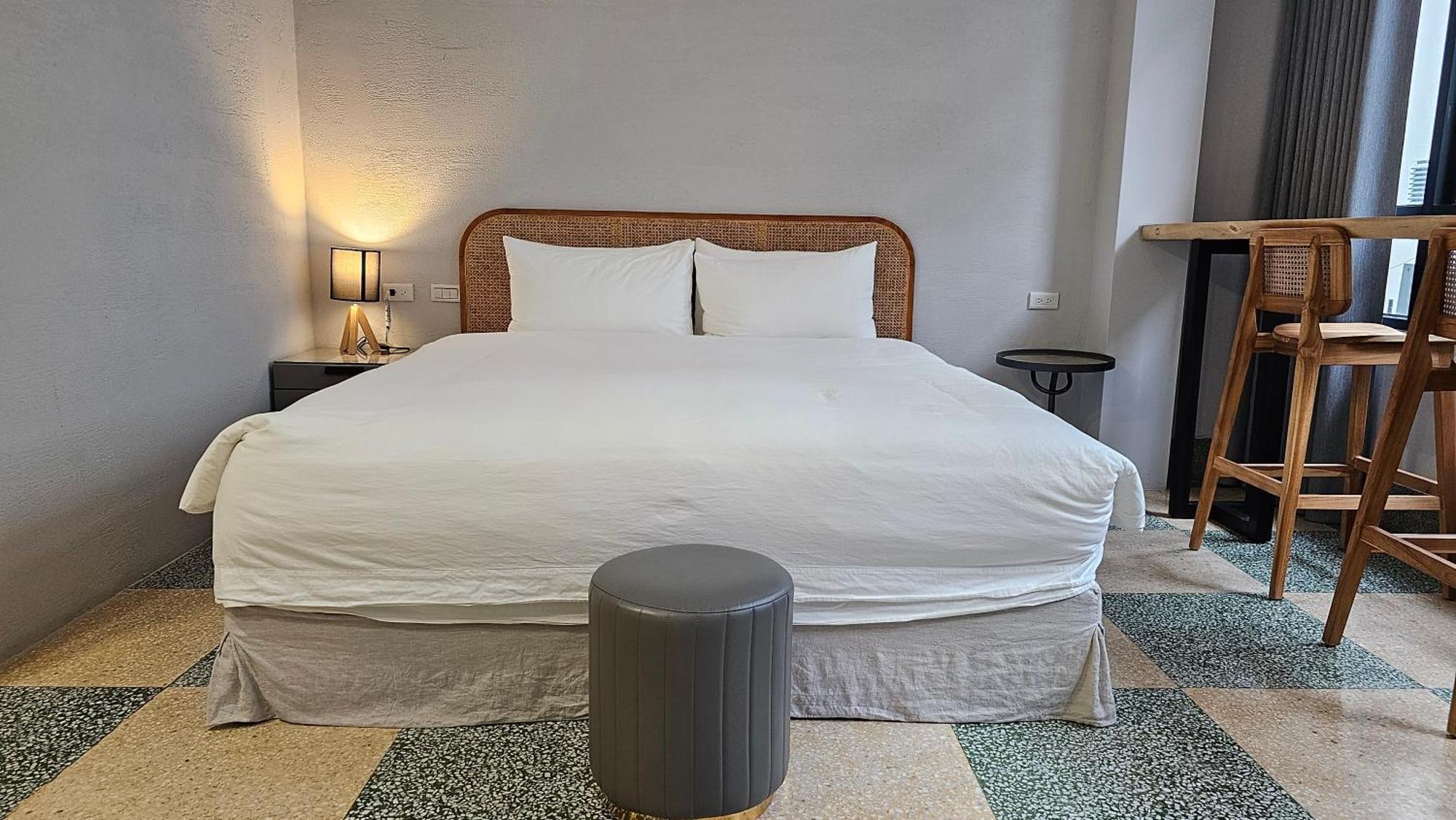 璿 旅 Syuan Hotel Tainan Esterno foto