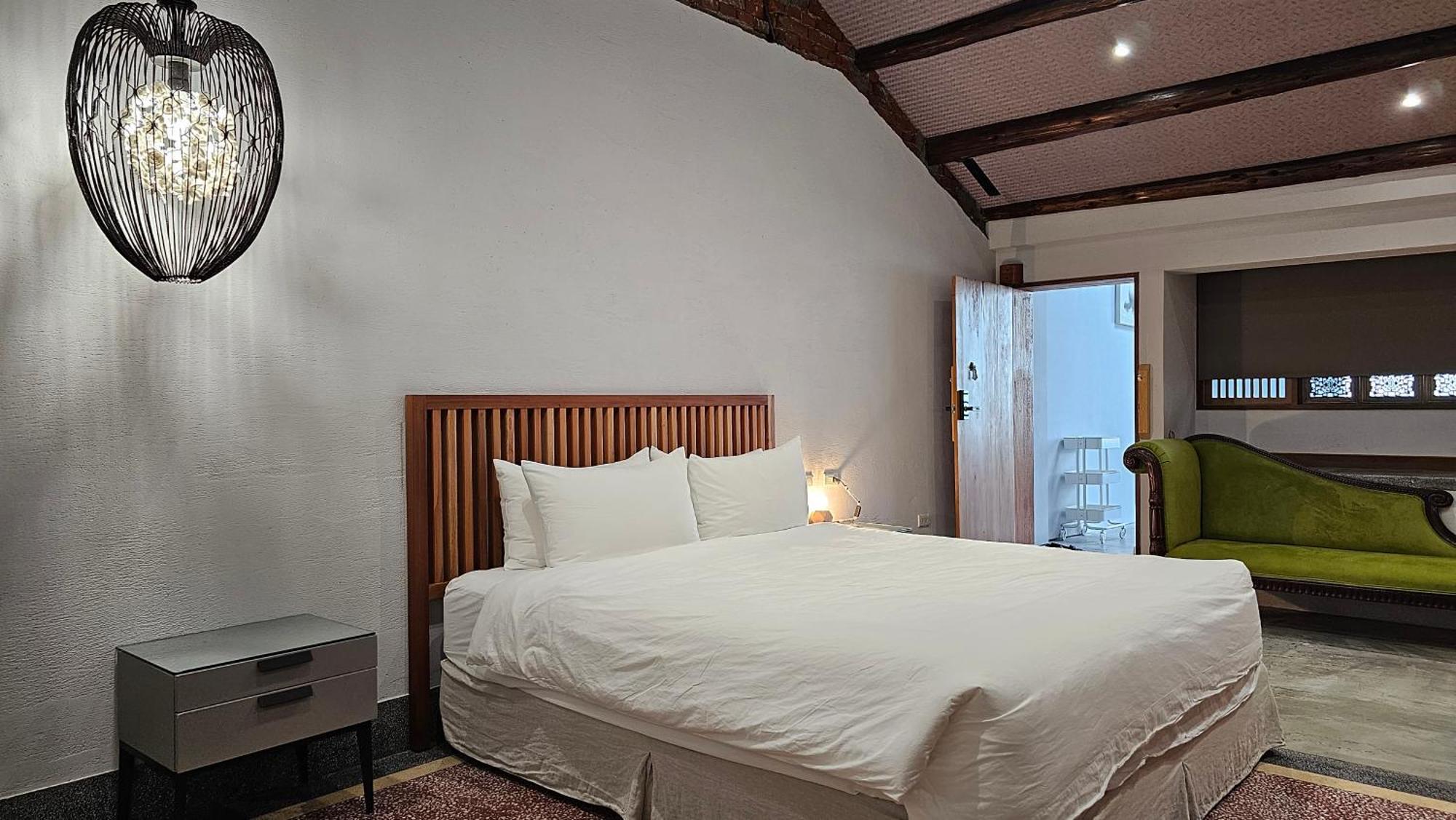璿 旅 Syuan Hotel Tainan Esterno foto
